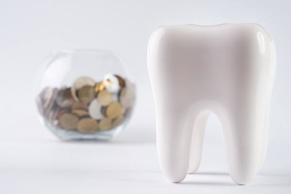 tooth and piggy bank